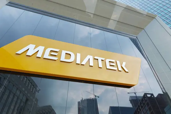 MediaTek Cam ve İş Sinerjisi: Şirket Ofisi Boşluklarının Yeniden Düzenlenmesi