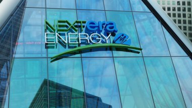Nextera Enerji Modern Şehir Kulesi şehir merkezindeki ofis şirketleri borsa editörlüğü yapıyor