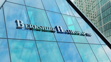Berkshire Hathaway modern şehir merkezi ofis şirketi borsa editörü.