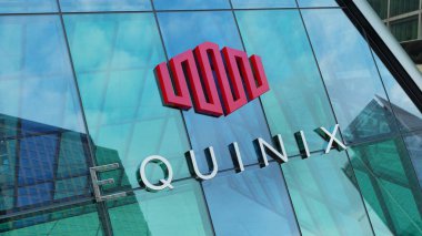 Equinix modern kentsel kule şehir merkezindeki ofis şirketleri borsa editörü.