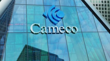 Cameco modern kentsel kule şehir merkezindeki ofis şirketleri borsa editörü.