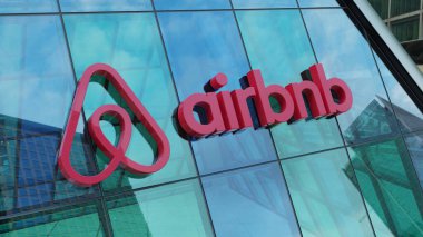 Airbnb Modern Şehir Merkezi Ofis Şirketi Borsa Editörü