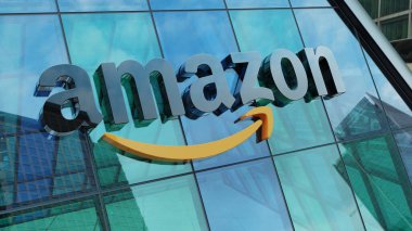 Amazon şehir merkezindeki modern şehir merkezi ofis şirketleri borsa editörü.