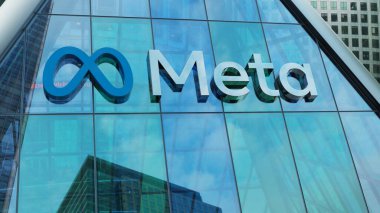 Meta Platformlar Facebook modern şehir kulesi şehir merkezindeki ofis şirketleri borsa editörlüğü yapıyor