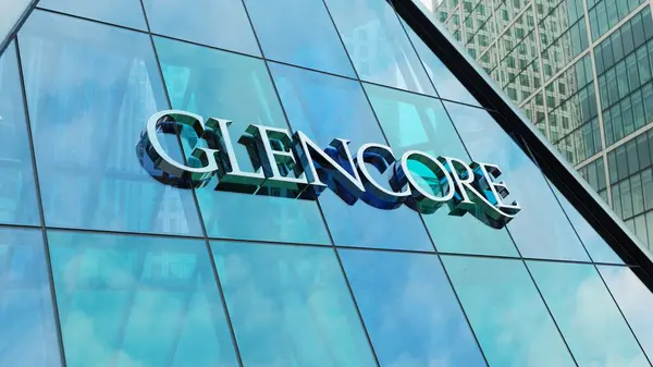 Glencore Modern Şehir Merkezi Ofis Şirketi Borsa Editörü