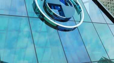 BMW Modern Şehir Merkezi Ofis Şirketi Borsa Editörü