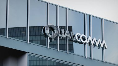 QuALCOMM hisse senedi verileri ofis cephesi editörünün logosuna sunulmuştur