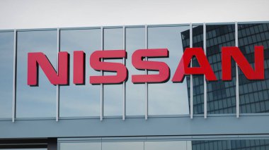 Ofis ön sayfasının logosunda Nissan Stock verileri sunuldu
