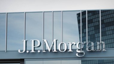 JPMorgan Chase hisse senedi verileri ofis ön sayfasının logosunda sunuldu
