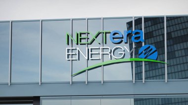 Nextera Enerji Stoku verileri ofis cephesi editörünün logosu üzerine sunulmuştur