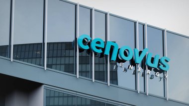 Cenovus Enerji Stoku verileri ofis maskesinin logosu üzerine sunulmuştur