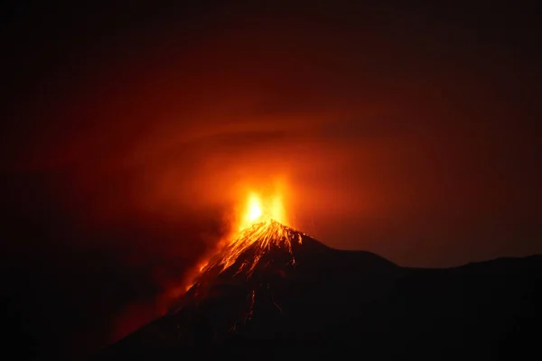 Fuego Vulkánkitörés Éjjel Guatemalában — Stock Fotó