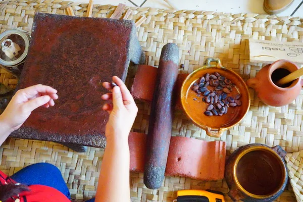 Ancient Mayan Chocolate Making Metate Grinding Stone Guatemala — Stock Photo, Image