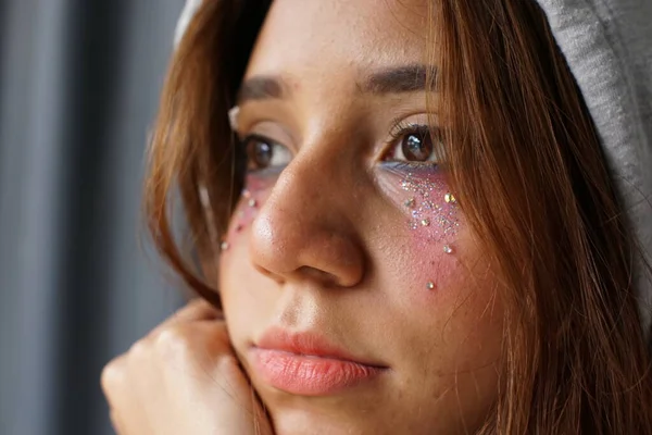 Pendekatan Dari Seorang Gadis Remaja Latin Hispanik — Stok Foto
