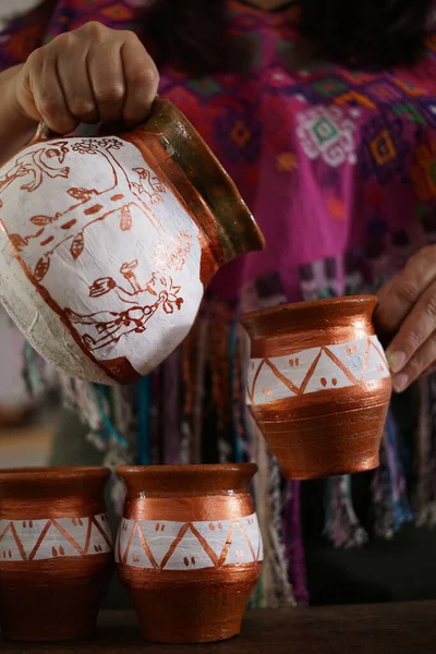 Guatemalan Mayan Woman Preparing Hot Chocolate Coffee — Stock Photo, Image