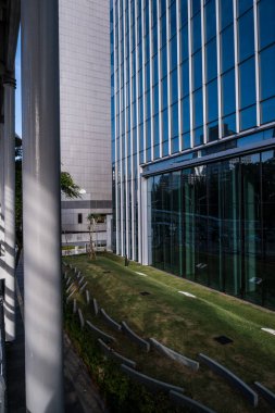 Mavi tonda modern bina