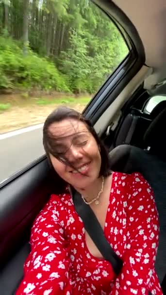 Happy Woman Passenger Car Enjoying Blowing Wind Road Trip Summertime — Wideo stockowe
