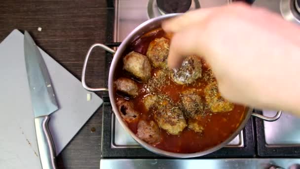 Cooking Meatballs Tomatoes Sauce Overhead View Domestic Kitchen — 图库视频影像