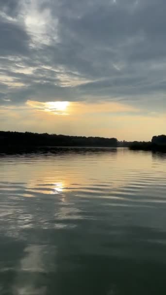 Вид Захід Сонця Над Озером Копіювання Простору — стокове відео