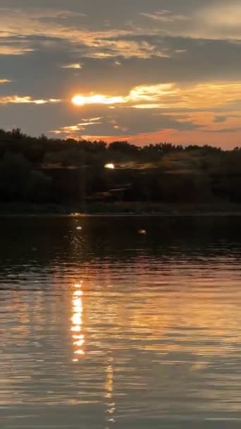 Vista Pôr Sol Acima Espaço Cópia Lago — Vídeo de Stock