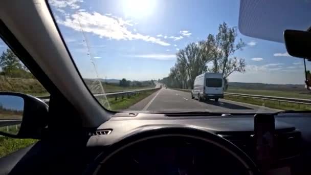 Gezichtspunt Rijden Auto Door Snelweg Herfst Seizoen — Stockvideo