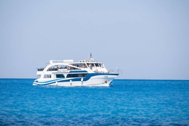 Deniz kıyısına yakın yolcu gemisi Kopya uzay yaz tatili