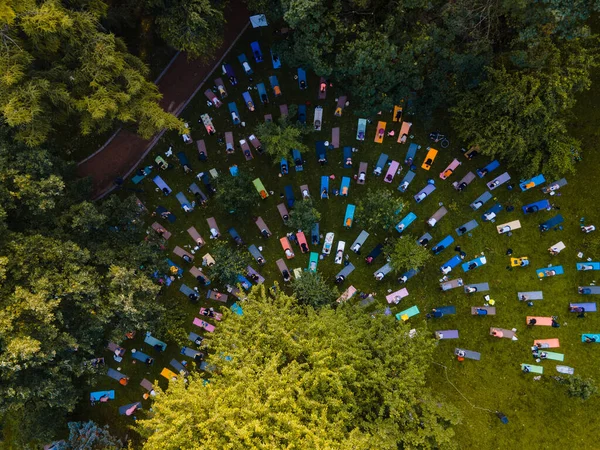 Vue Aérienne Des Gens Font Yoga Parc Public Ville — Photo