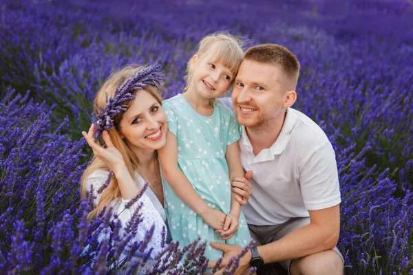 Family Happy Parents Toddler Daughter Lavender Field Mother Father — Stock Photo, Image