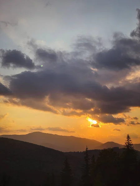 Colorful Sunset Top Ukrainian Mountain Carpathian — Stock Photo, Image
