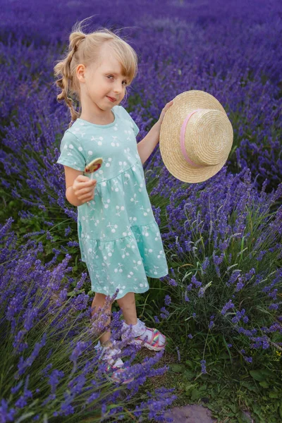 Smiling Little Girl Holding Straw Hat Lollipop Lavender Field — Stock Photo, Image