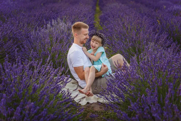 Happy Father Daughter Playing Lavender Field — Stock Photo, Image