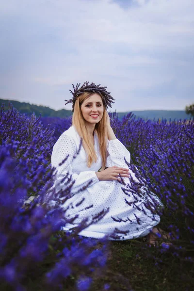 Lavender Field Young Woman Wears White Dress Sits Middle — Stock Photo, Image