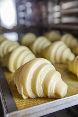 Pasta yalıtımlı kruvasan hamuru