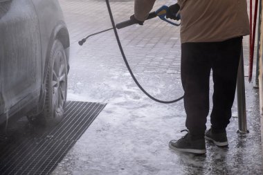 Oto Yıkama 'da yıkanan SUV kopyalama alanı