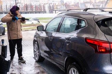 Oto Yıkama 'da yıkanan SUV kopyalama alanı