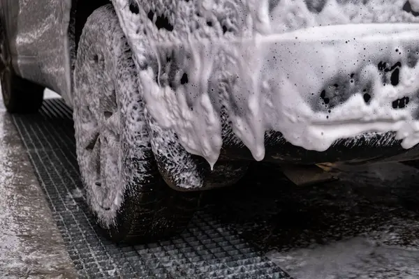 Oto Yıkama 'da yıkanan SUV kopyalama alanı