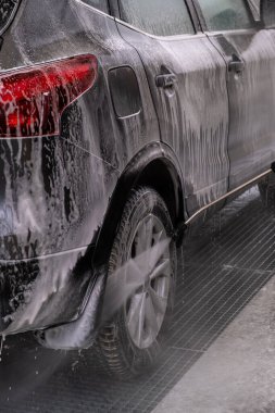 Oto Yıkama 'da yıkanan SUV kopyalama alanı