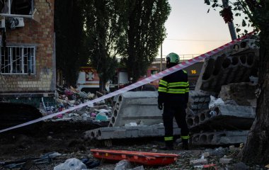 Kyiv, Ukrayna - 28 Ağustos 2025: Kyiv 'in ağır bombardımanının sonuçları