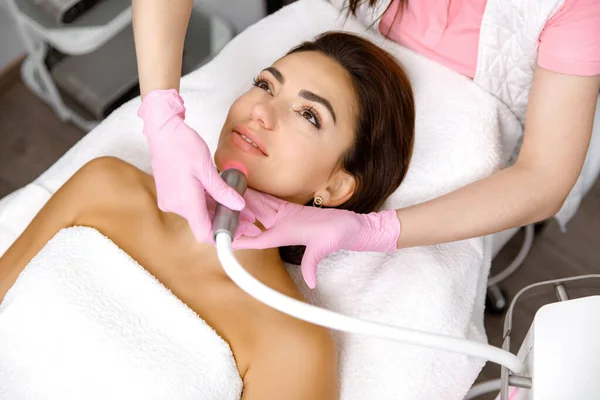 Serviço Cuidados Com Pele Rejuvenescimento Facial Terapia Pele Serviço Cosmetologia — Fotografia de Stock
