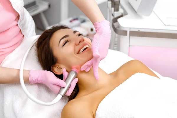 Servicio Cuidado Piel Tratamiento Facial Servicio Cosmetología Piel Sana Infusión — Foto de Stock