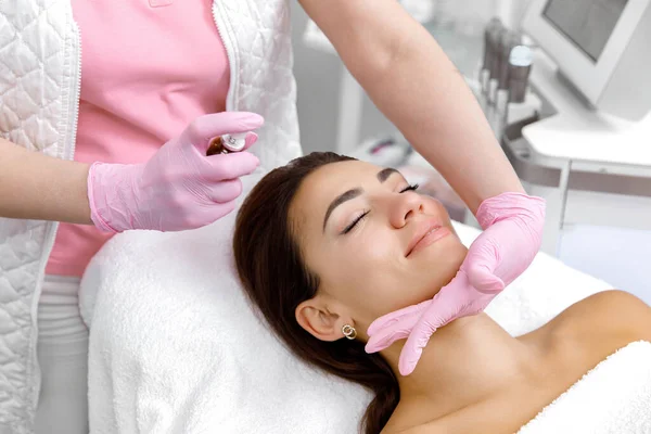 Procedimento Facial Cosmético Serviço Cosmetologia Tratamento Facial Procedimento Facial Cosmético — Fotografia de Stock
