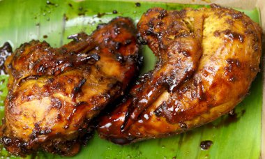 Soya soslu ızgara tavuk göğsü.