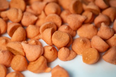 Hint Bengali mutfağı organik el yapımı güneş Bori 'yi farklı renkte farklı nabız ve dallarla kuruttu..