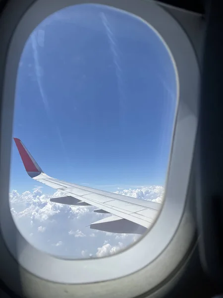Blick Auf Den Himmel Aus Dem Flugzeug — Stockfoto