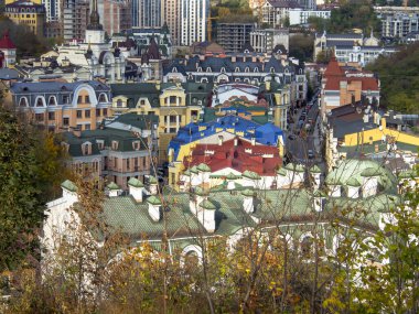 Ukrayna 'nın Kyiv şehrinde. Tarihi mimari ve manzara manzaraları, Kyiv 'in doğası. Peizazhna Sokağı.