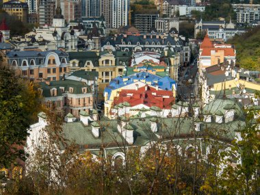Ukrayna 'nın Kyiv şehrinde. Tarihi mimari ve manzara manzaraları, Kyiv 'in doğası. Peizazhna Sokağı.