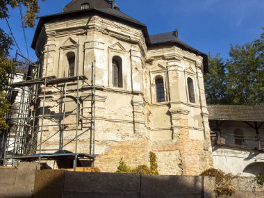 Kyiv Pechersk Lavra, Kyiv, Ukrayna 'daki tapınaklar. Güneşli bir gün. Tarihi ve kültürel rezerv, tarihi mimari, Kyiv şehir merkezi.. 