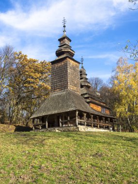Ulusal Halk Mimarisi Müzesi ve Ukrayna Hayatı. Geleneksel ahşap evler, Pyrohiv, Kyiv, Ukrayna. Açık hava müzesi, doğa rezervi..