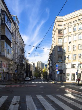 Sonbaharda Ukrayna 'nın başkenti Kyiv' de. Kyiv 'in tarihi mimari ve manzarasının manzarası. Şehir merkezinin eski caddeleri ve binaları.