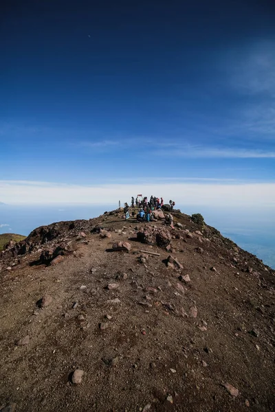 Tegal Indonesia September 2022 Group Hikers Stands Cheering Enjoying Moment — Stock Photo, Image